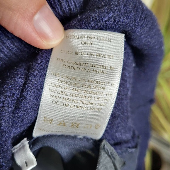 Amanda Wakeley Satin Paneled Cashmere and Wool Blend Sweater Navy - Picture 7 of 11